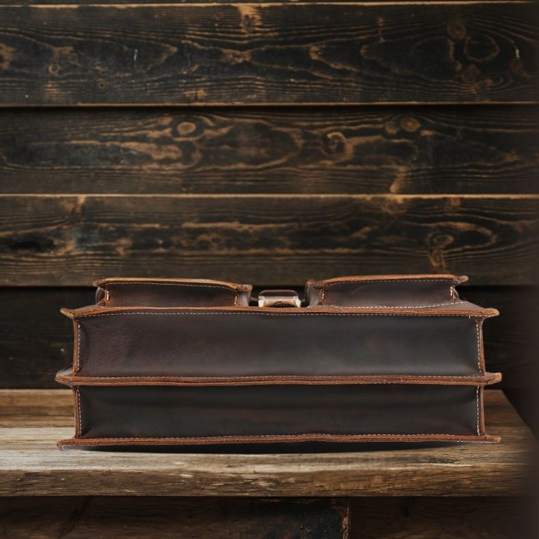 Hnedá kožená taška cez rameno | COLMAR